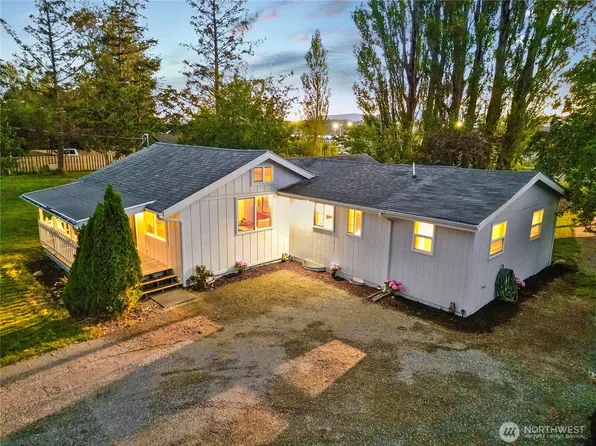 2579 Finkbonner Road, Bellingham, WA 98226