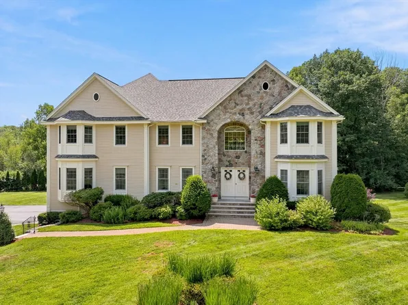 7 Jordyn Ln, Andover, MA 01810