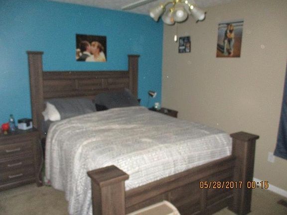 5th image of 218 Greenhill Way