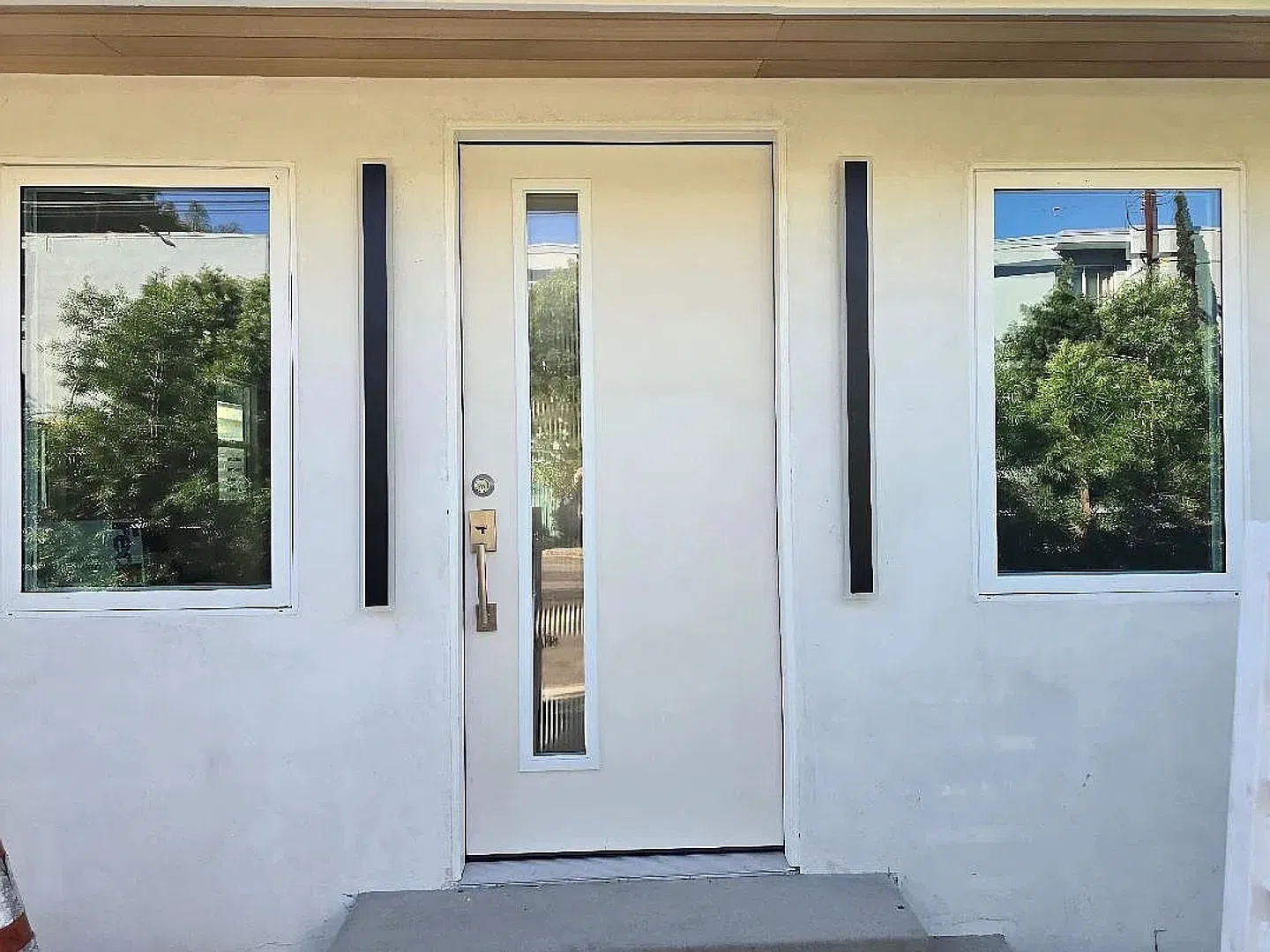 3 bed, 2.0 bath, $4,750 — Photo 2