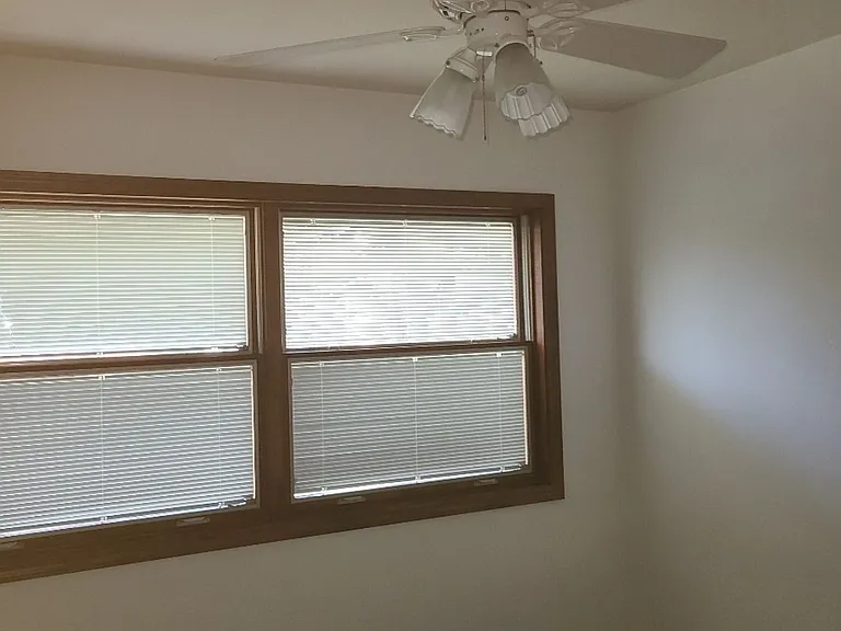 1670 Fairmount Dr — Photo 5