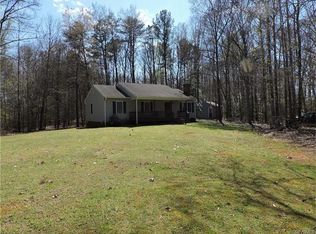 75 Locust Hill Ln, Bumpass, VA 23024