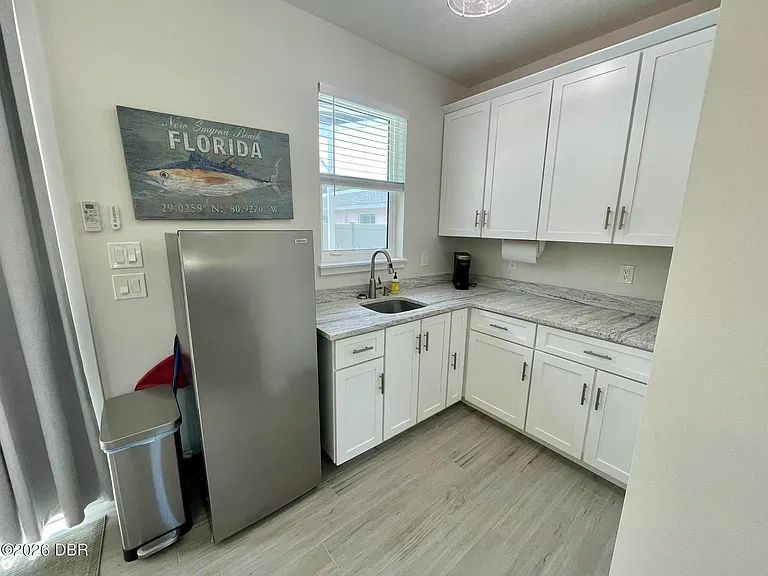 208 Hillsboro St — Photo 52