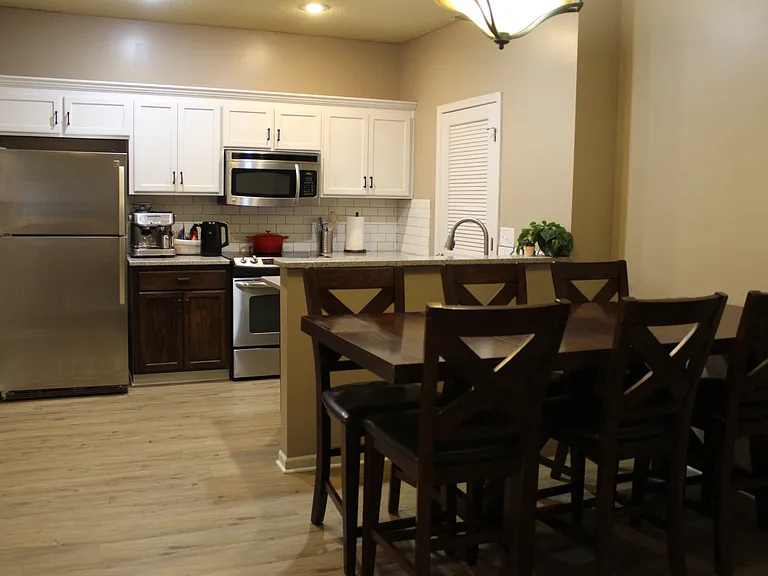 15953 S Crestview Dr — Photo 4