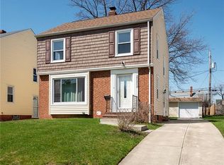 20809 Hillgrove Ave, Maple Heights, OH 44137