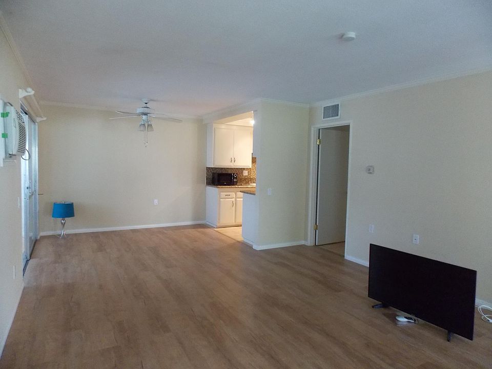 1st image of 16829 Meandro Dr