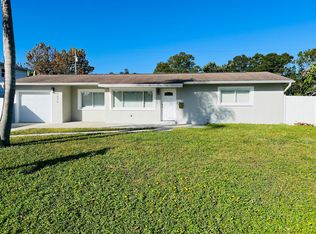 6690 17th St N, Saint Petersburg, FL 33702