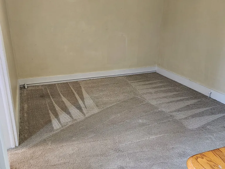 110 N Main St — Photo 3