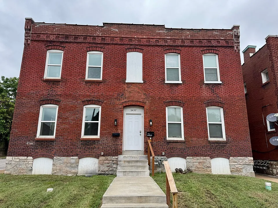 3457 Miami St