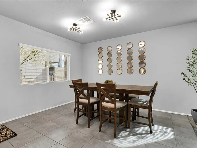 7481 Moonglade St — Photo 9