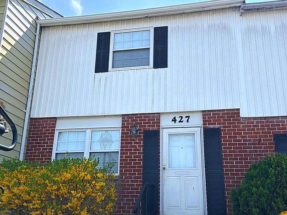 2nd image of 427 Hardmoore Ct