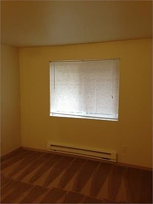 5th image of 10215 Lundeen Pkwy APT D4