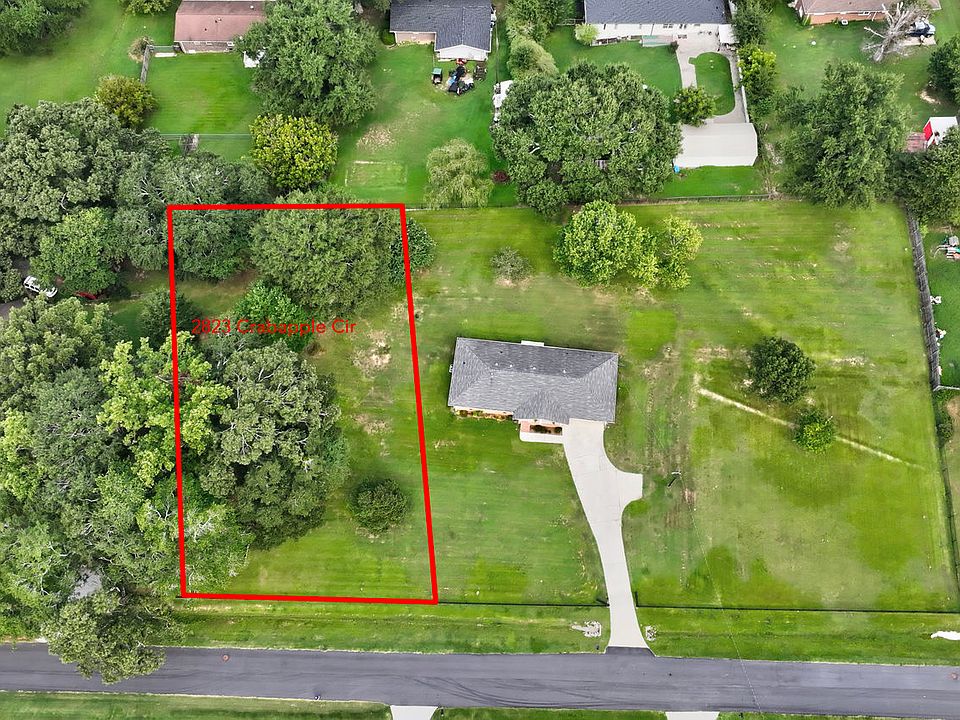 1st image of 2823 Crabapple Cir