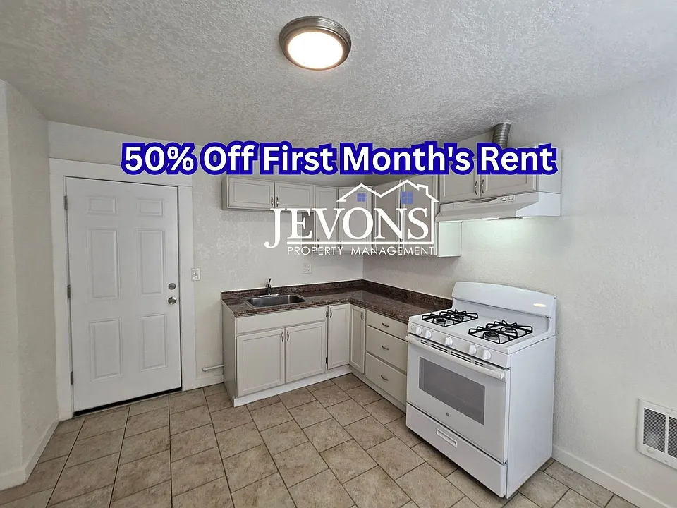 307 N 7th St Yakima, WA 98901