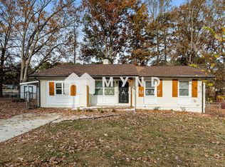 2824 Sourwood St, Raleigh, NC 27610