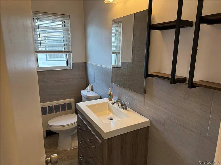 107 Gibson Blvd — Photo 6