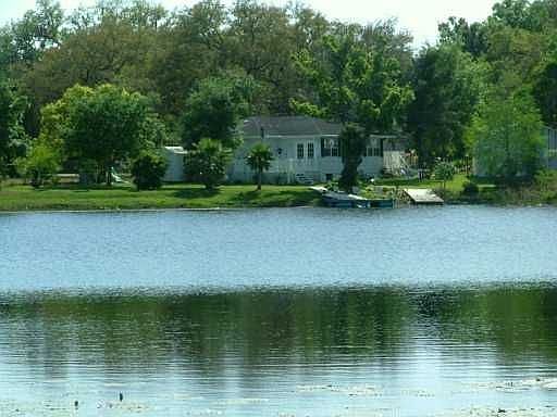 801 house  across the -Lake 