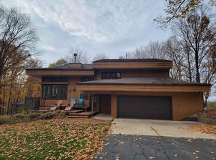 N2695 Greenbush Rd, Monroe, WI 53566