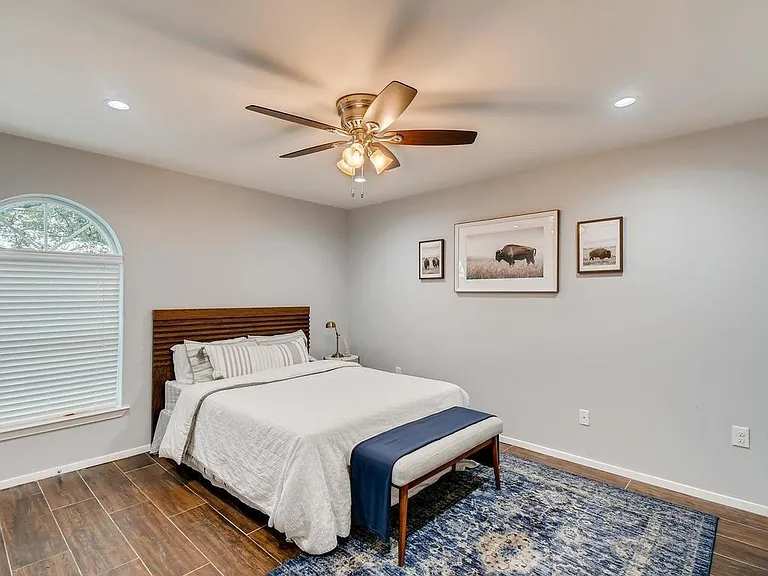 910 Duncan Ln #16 — Photo 9