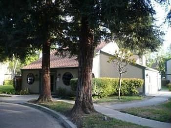 2nd image of 250 Del Verde Cir Unit 8