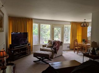 7212 Bells Mill Rd, Bethesda, MD 20817