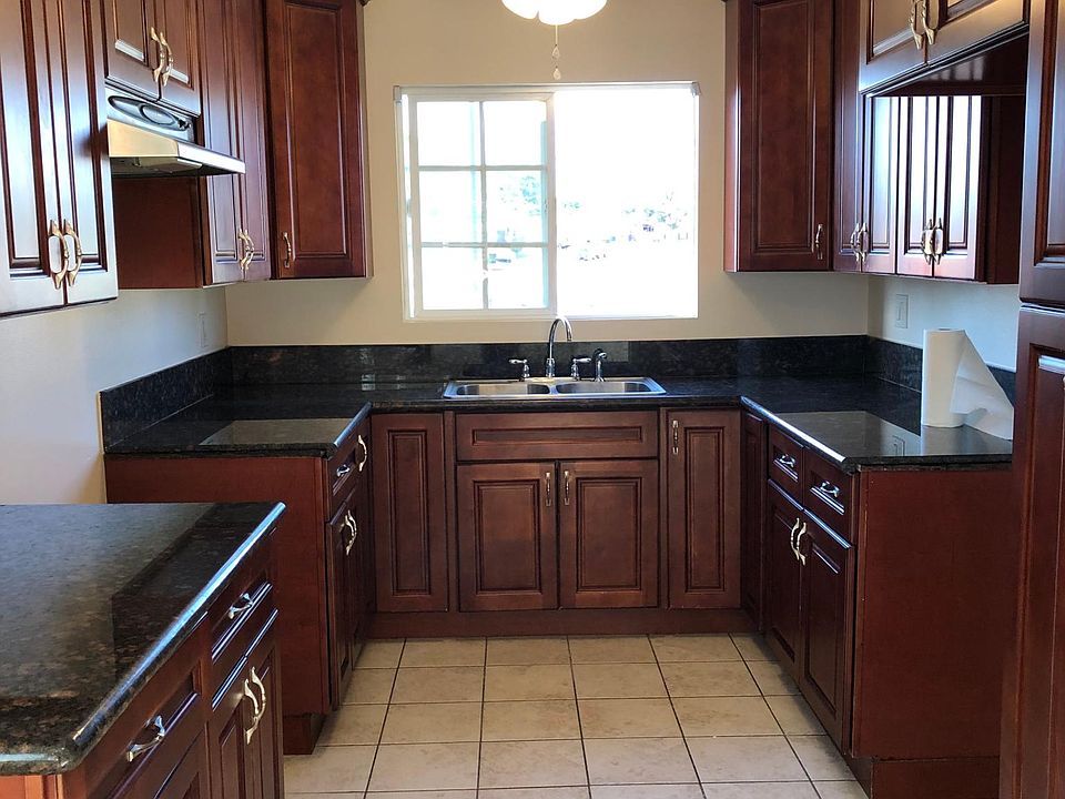 1st image of 2502 W Via Corona #1/2