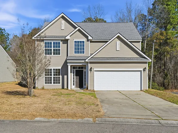 545 English Oak Cir, Moncks Corner, SC 29461