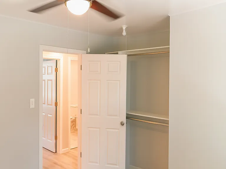 5182 Skyline Dr — Photo 16
