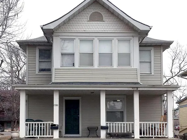 1326 Fremont St APT 2, Manhattan, KS 66502