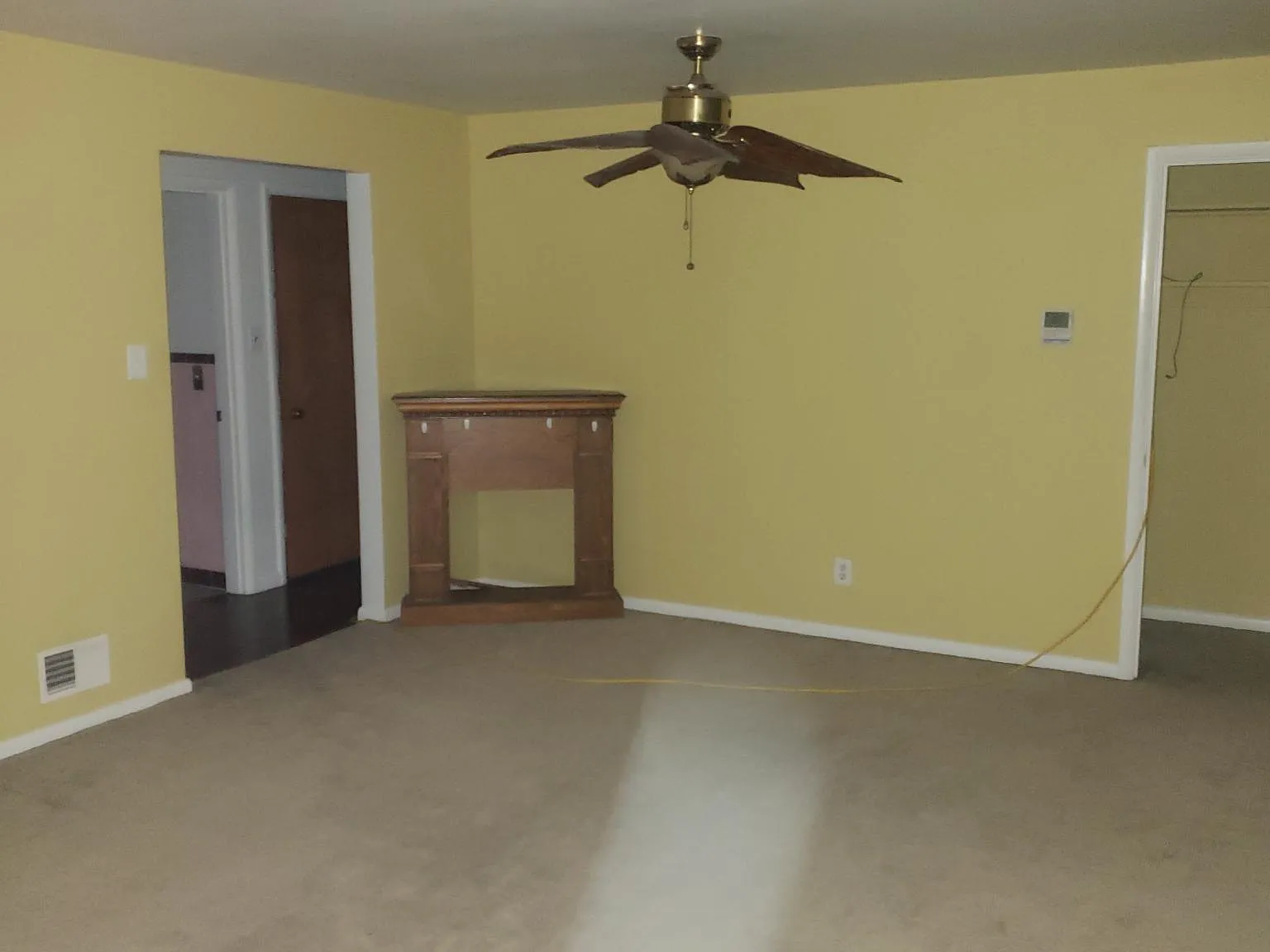 4233 Century Ln — Photo 2
