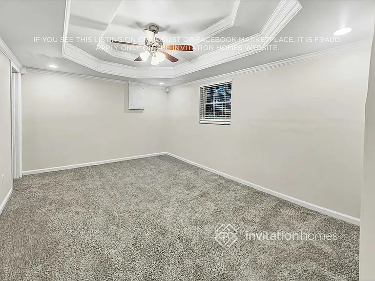 1379 Hidden Cir — Photo 15