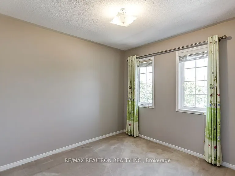 20 Raintree Dr — Photo 29