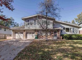 1817 Alabama Ln, Manhattan, KS 66502