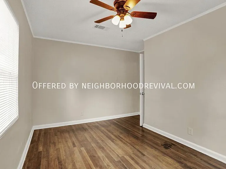 948 E Kelley Cir — Photo 11