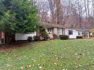 16 Cable Ln, Athens, OH 45701