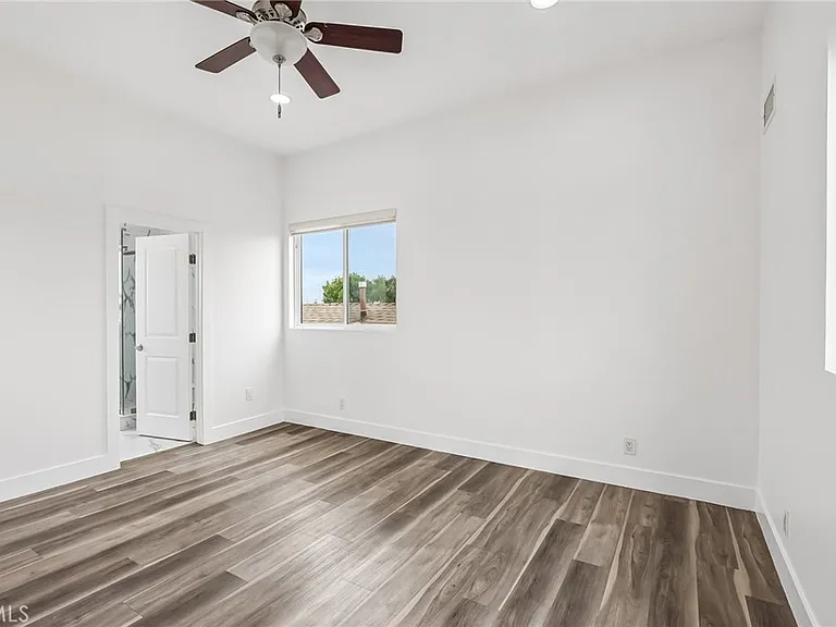 17151 Hague Ln — Photo 16