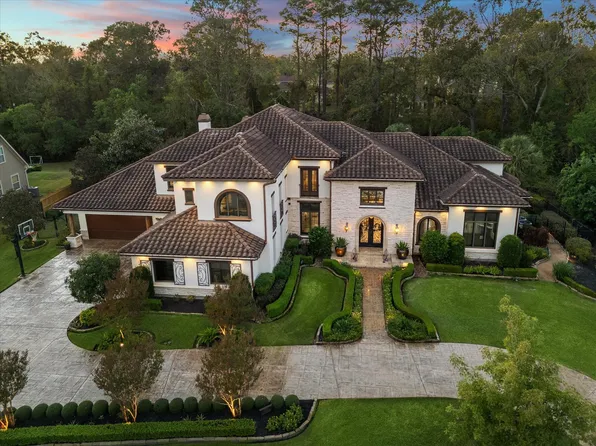 6010 Royal Point Court, Kingwood, TX 77345
