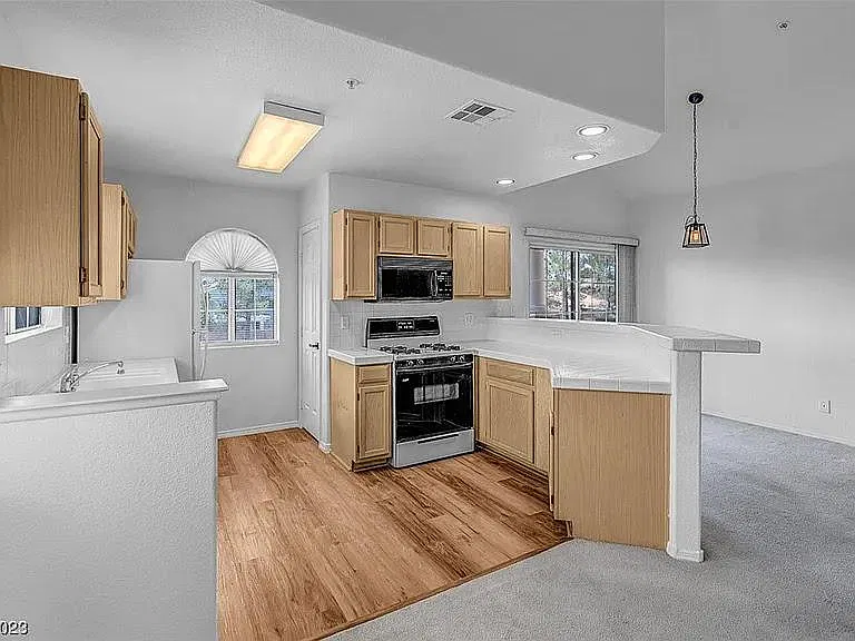 2925 Wigwam Pkwy #1722 — Photo 29