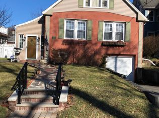 105 Manor Rd, Staten Island, NY 10310