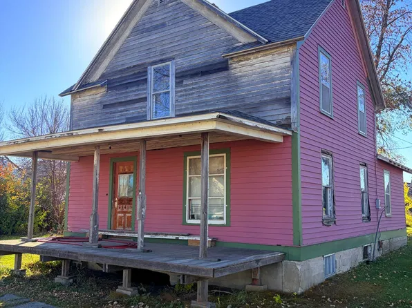 121 Mary St N, Streeter, ND 58483