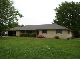 1113 N West End St, Springdale, AR 72764