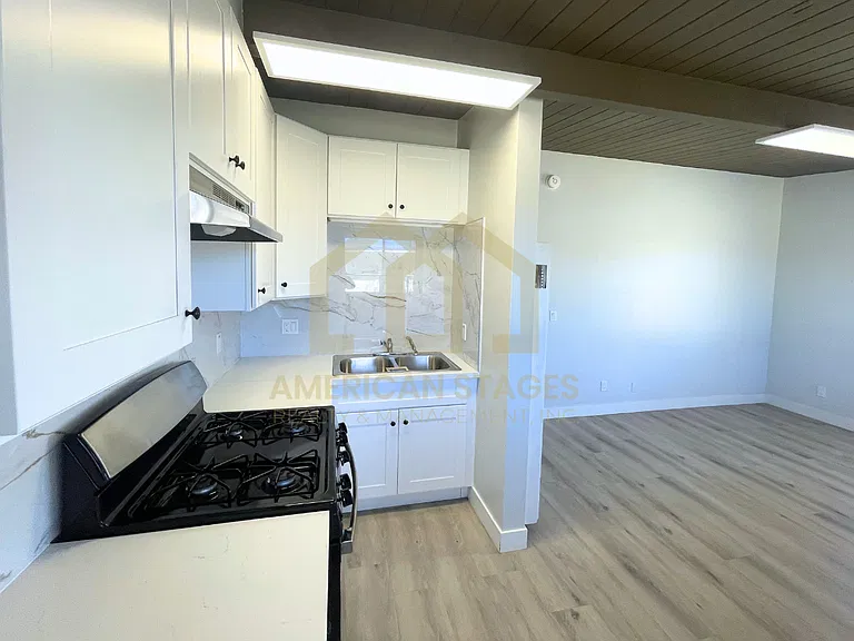 324 N L St #B — Photo 9