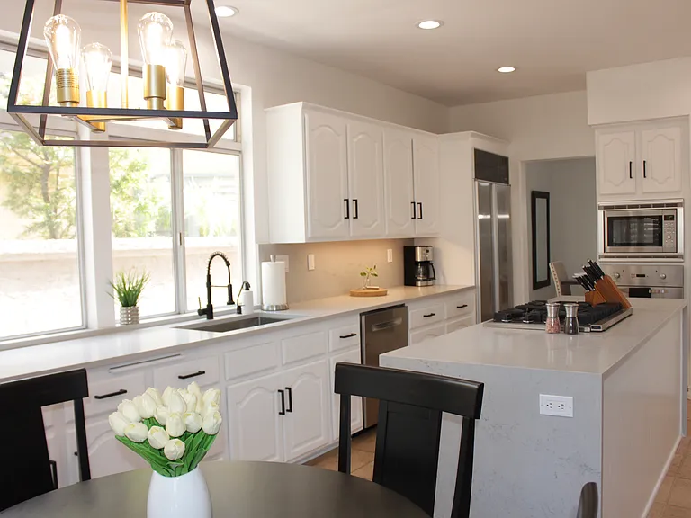 26 San Raphael — Photo 10