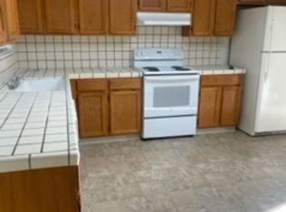 880 Blossom Way APT G, Hayward, CA 94541