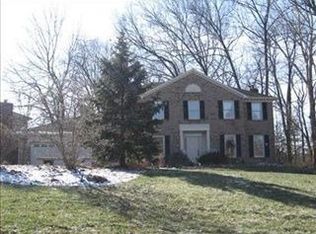 11529 Kemperwoods Dr, Cincinnati, OH 45249