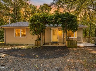 112 Heavenly Valley Dr, Tafton, PA 18464