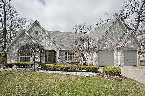 1st image of 730 Forest Glen Ln