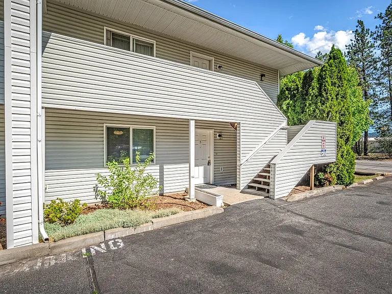 501 E Mullan Ave #3 — Photo 2