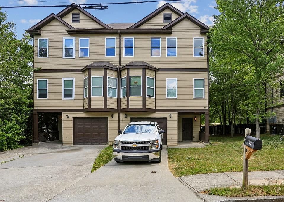 1st image of 751 Prince Pl NW