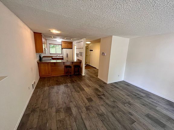 4th image of 14507 NE 40th St APT A103
